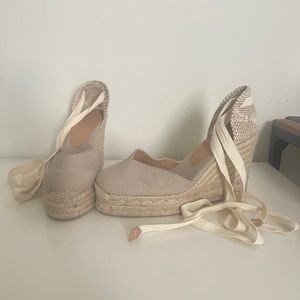 Castañer Chiara 80 canvas wedge espadrilles / IT39 / US 9 - Tan